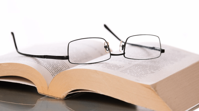 Why Photographers and Filmmakers Should Not Follow the Advice of Many Books or Lectures on Business